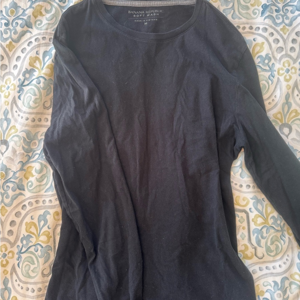 Banana Republic Classic Black Crew Neck Top